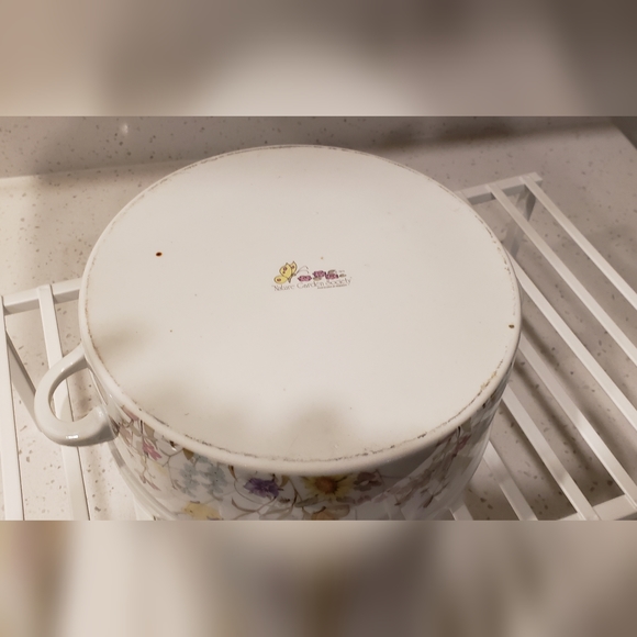 Vintage 1975 Enesco Fine China Nature Garden Society covered casserole. - Picture 9 of 10